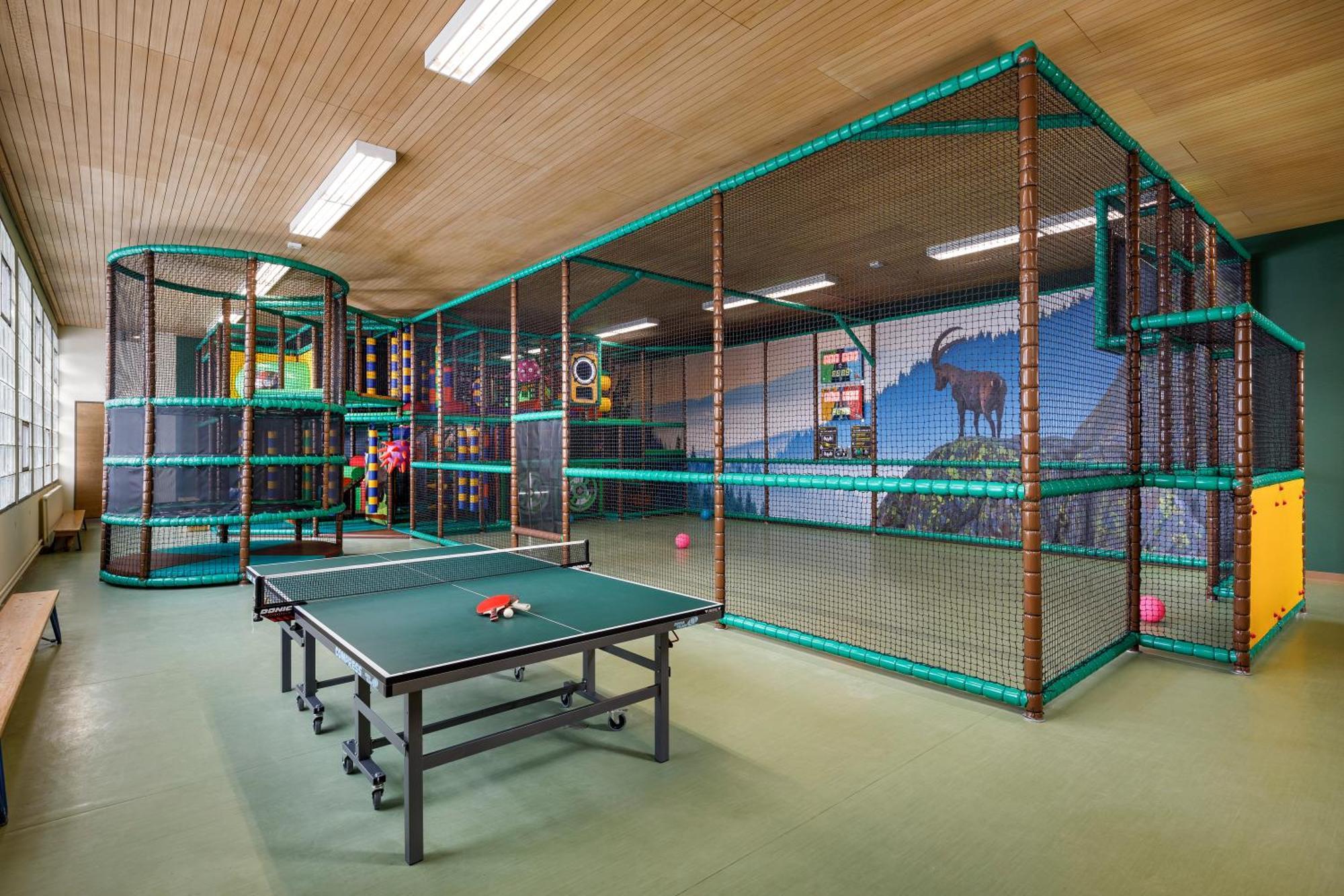 Hotel Sport Клостерс Екстериор снимка
