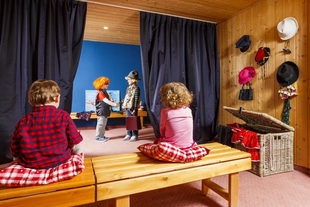 Hotel Sport Клостерс Екстериор снимка